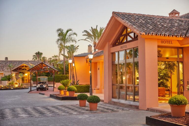 Instagram post from golf_rioreal. This post is in position 5.